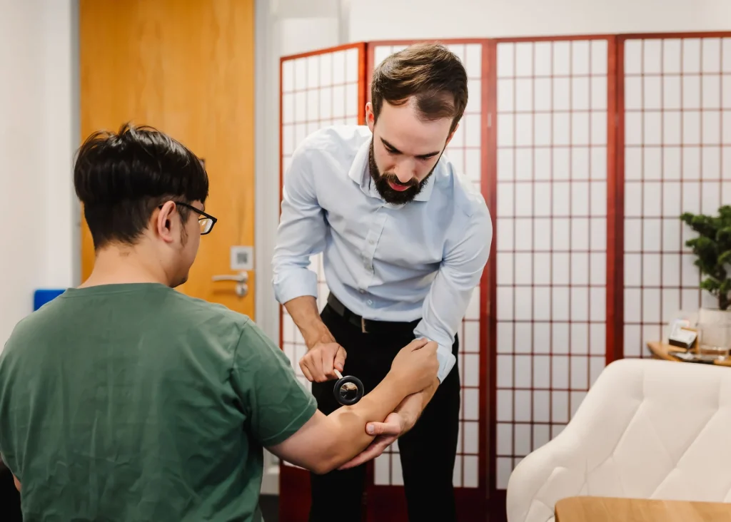 Chiropractic Assessment - Reflexes